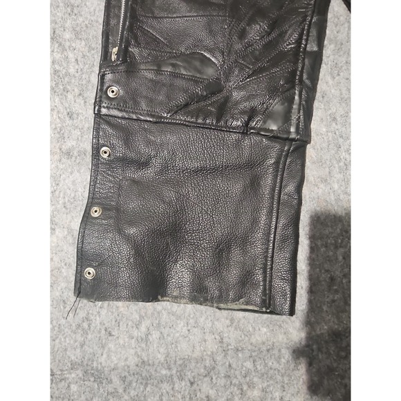 Giovanni Navarre Motorcycle Chaps Medium Black Italian Stone Design Leather - Picture 9 of 14